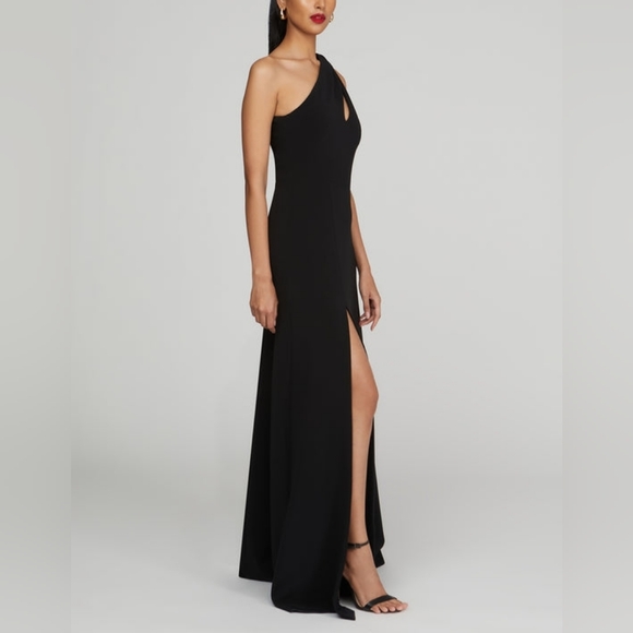 NEW HALSTON | $595 Navi One Shoulder Gown - Picture 7 of 10